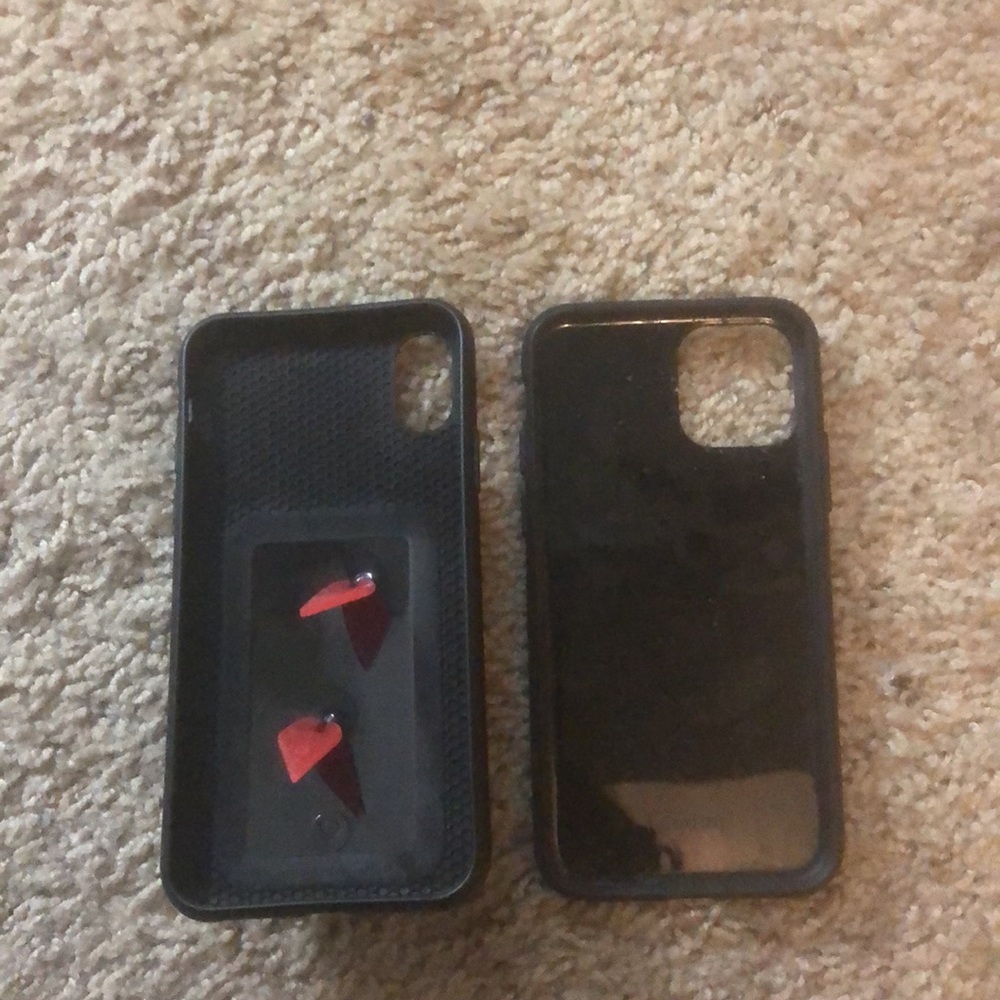 iPhone X cases - Picture 2 of 2